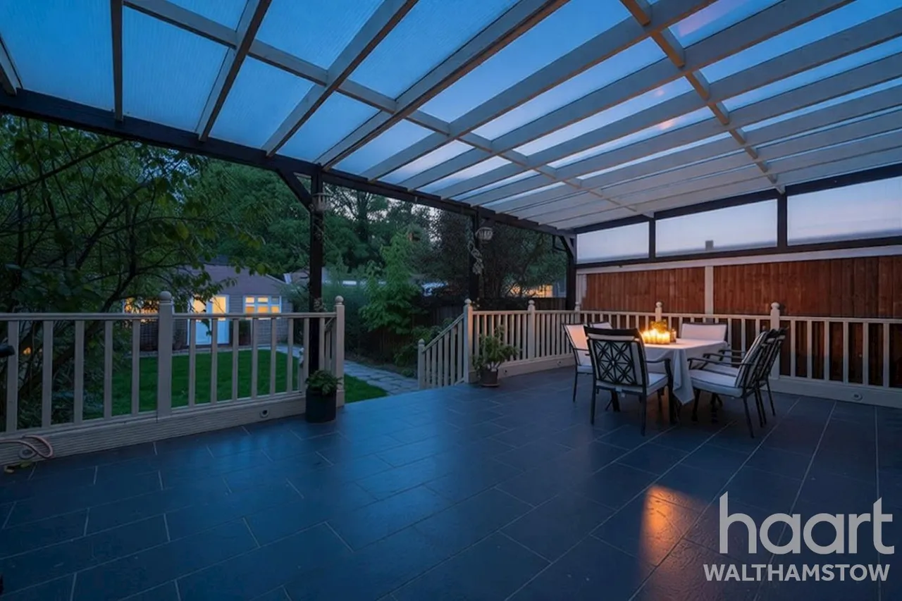 Hillside Gardens, Walthamstow, E17, photo 13