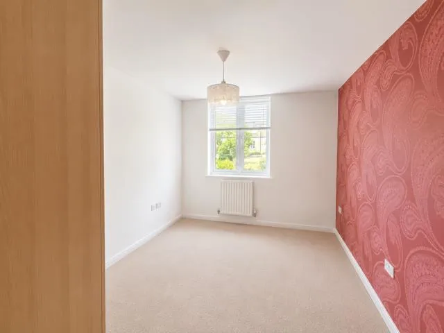 Coxhill Way, Aylesbury, HP21, photo 3