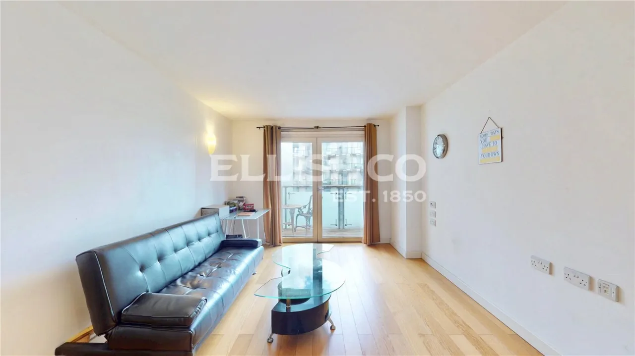 Empire Way, Wembley, HA9, photo 4