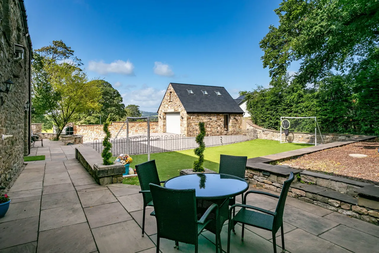 Tithe Barn, Over Kellet, LA6, photo 5