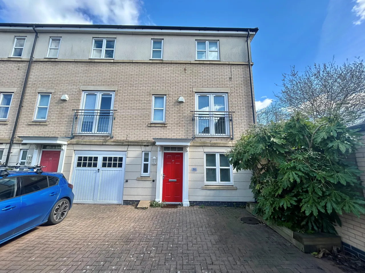 4 bed house to rent — Castle Quay Close, NOTTINGHAM
