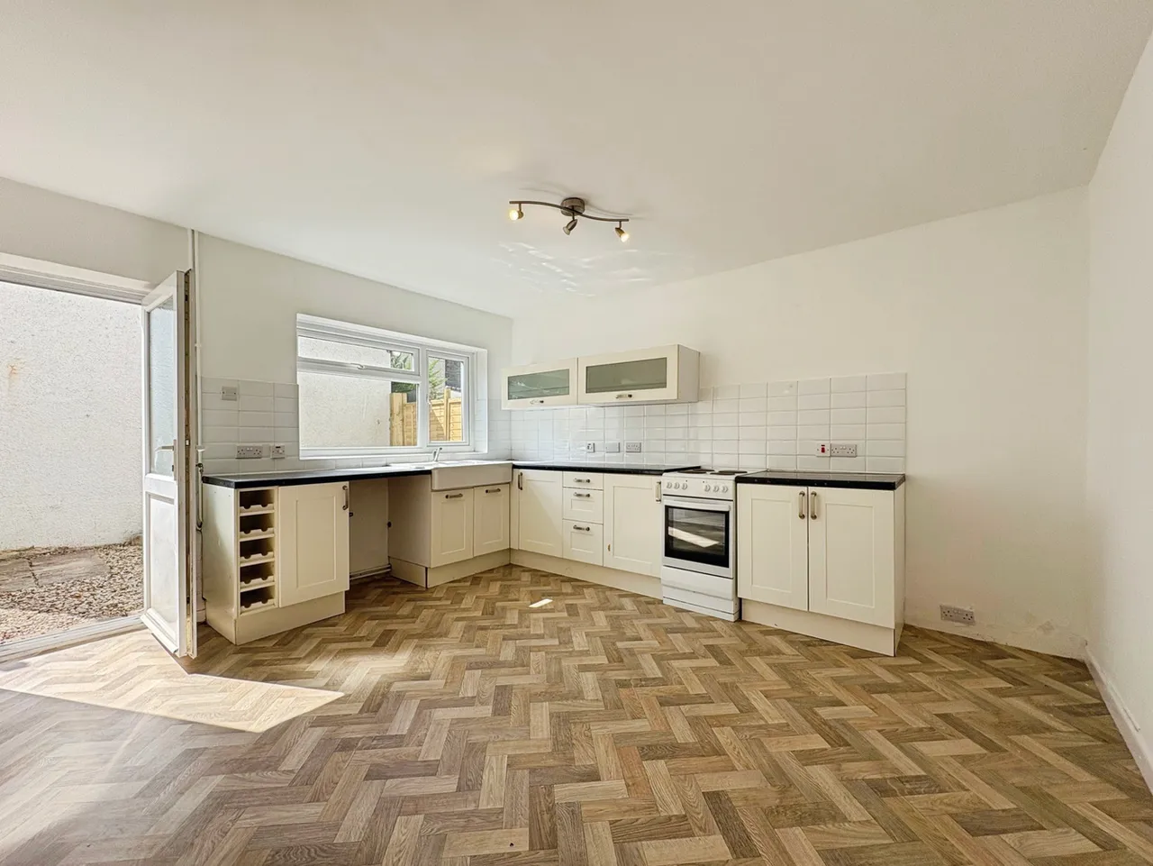 Henbury Road, Hanham, Bristol, South Gloucestershire, photo 8