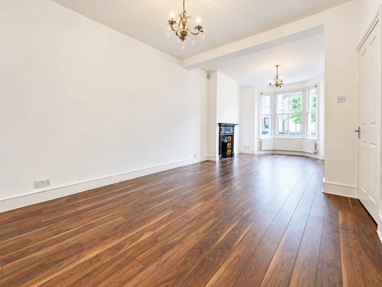 Albert Road, South Woodford, E18, photo 5