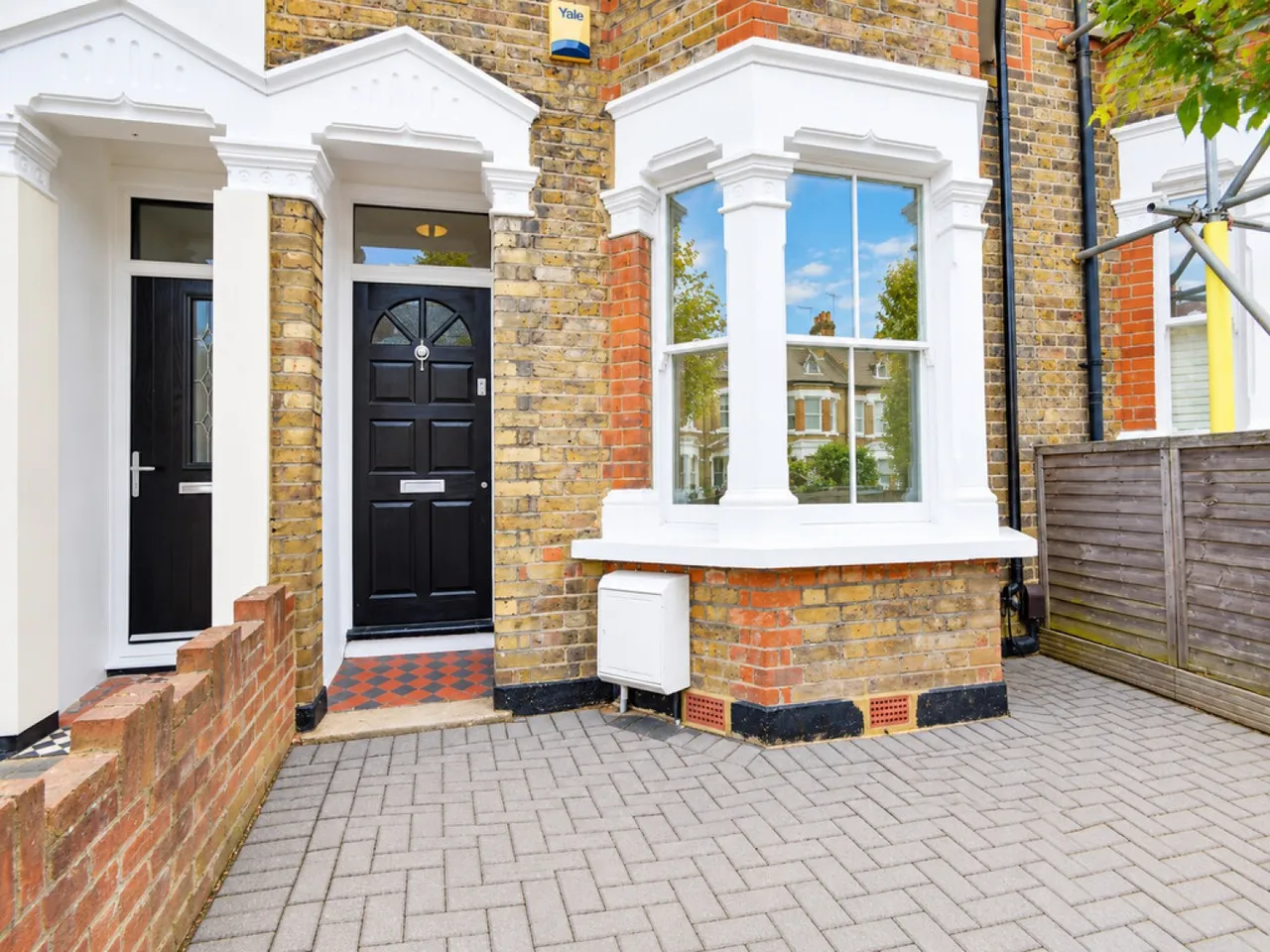 Albert Road, South Woodford, E18, photo 16