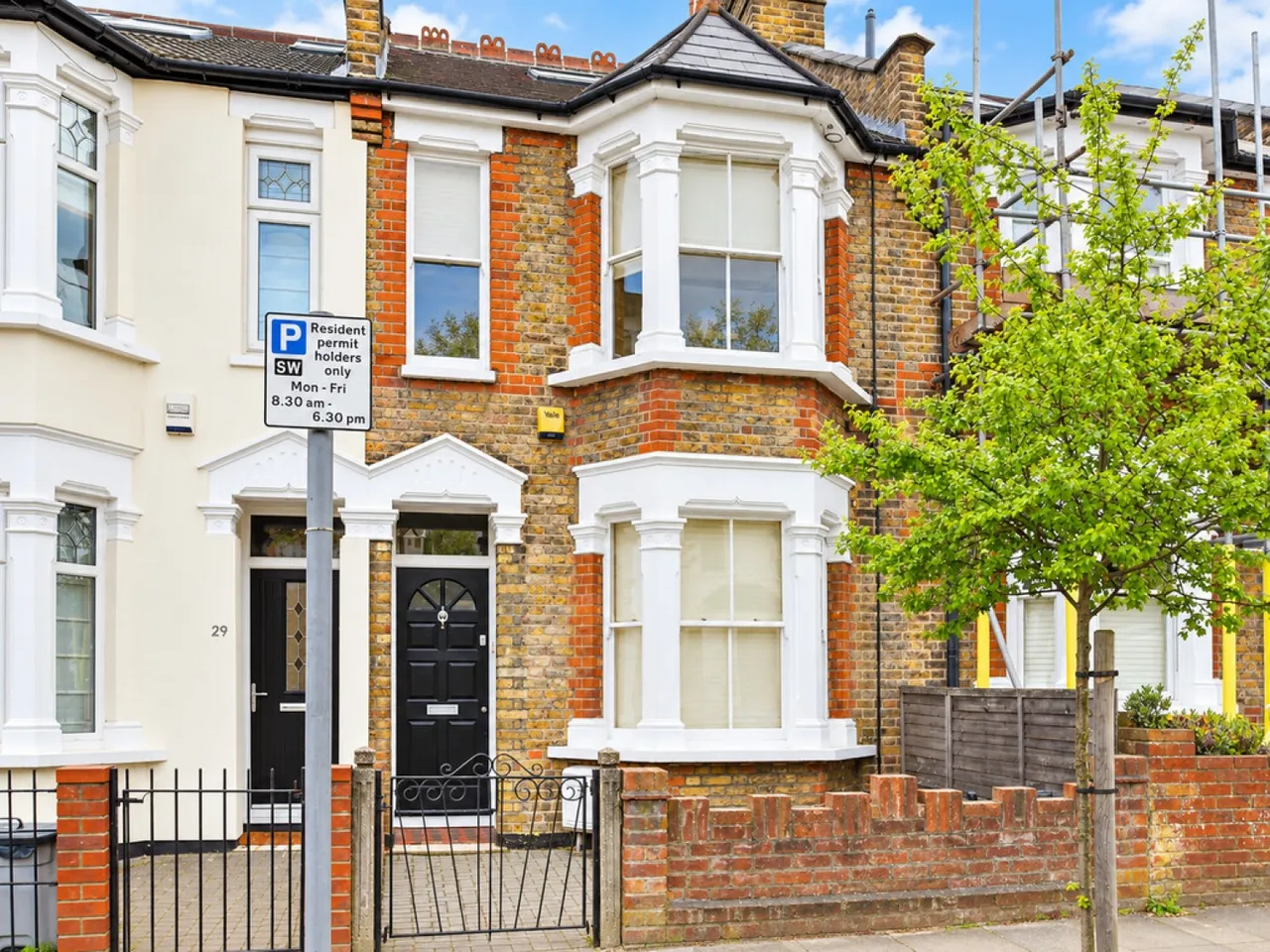 3 bed house for sale, Albert Road, South Woodford, E18