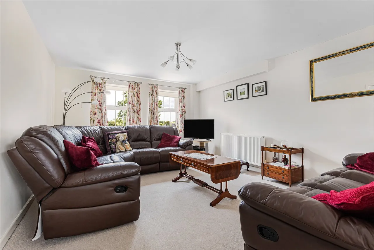 High Street, Milton, OX14, photo 5
