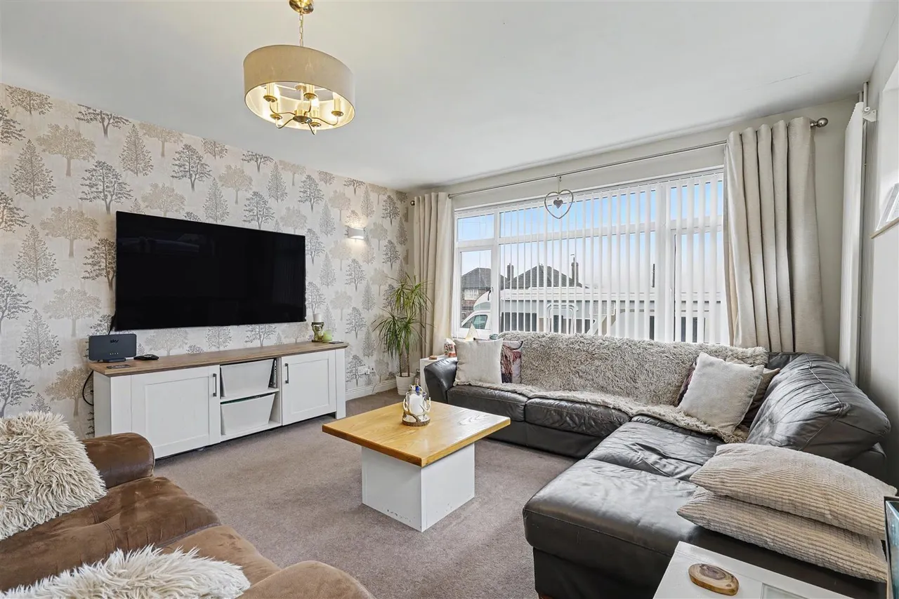 Selby Close, Toton, NG9, photo 2