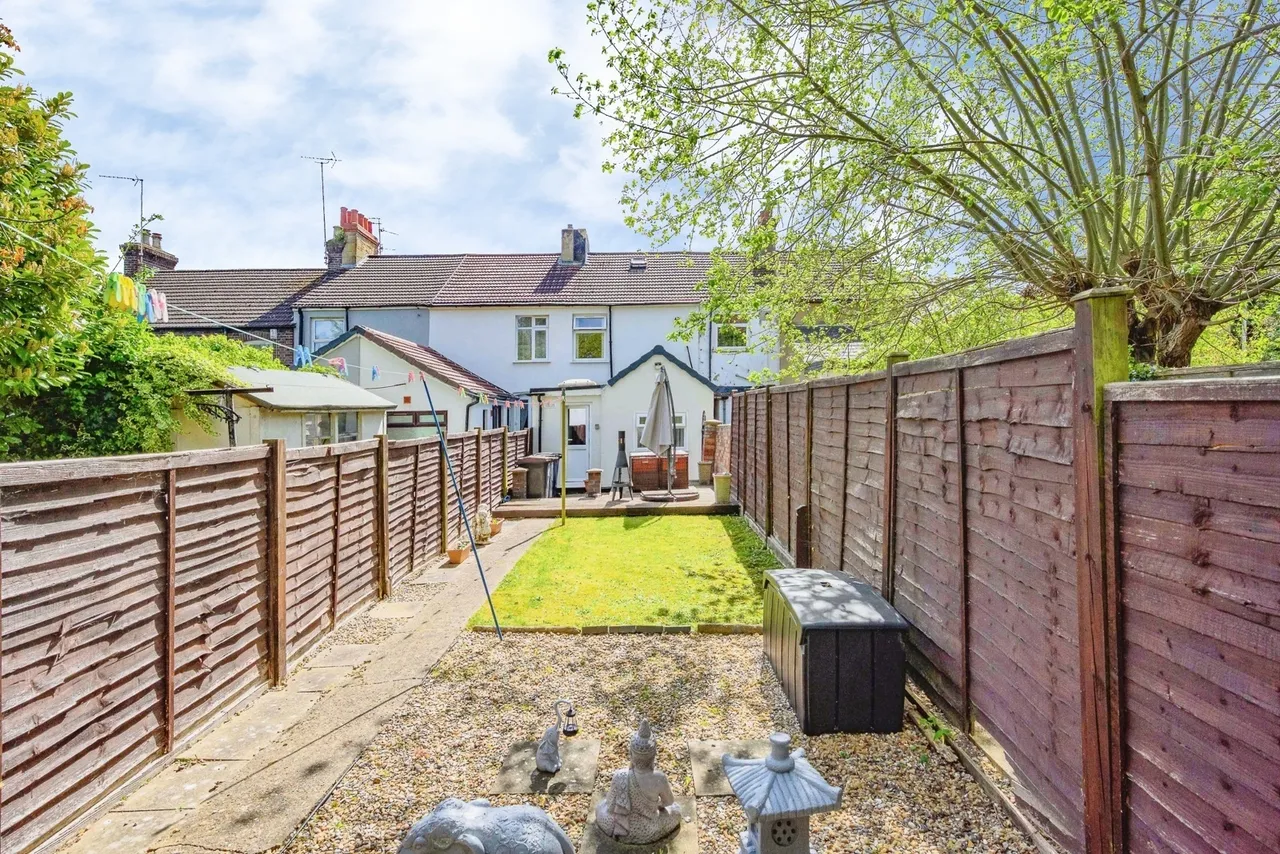 Mostyn Road, Luton, Bedfordshire, LU3, photo 14