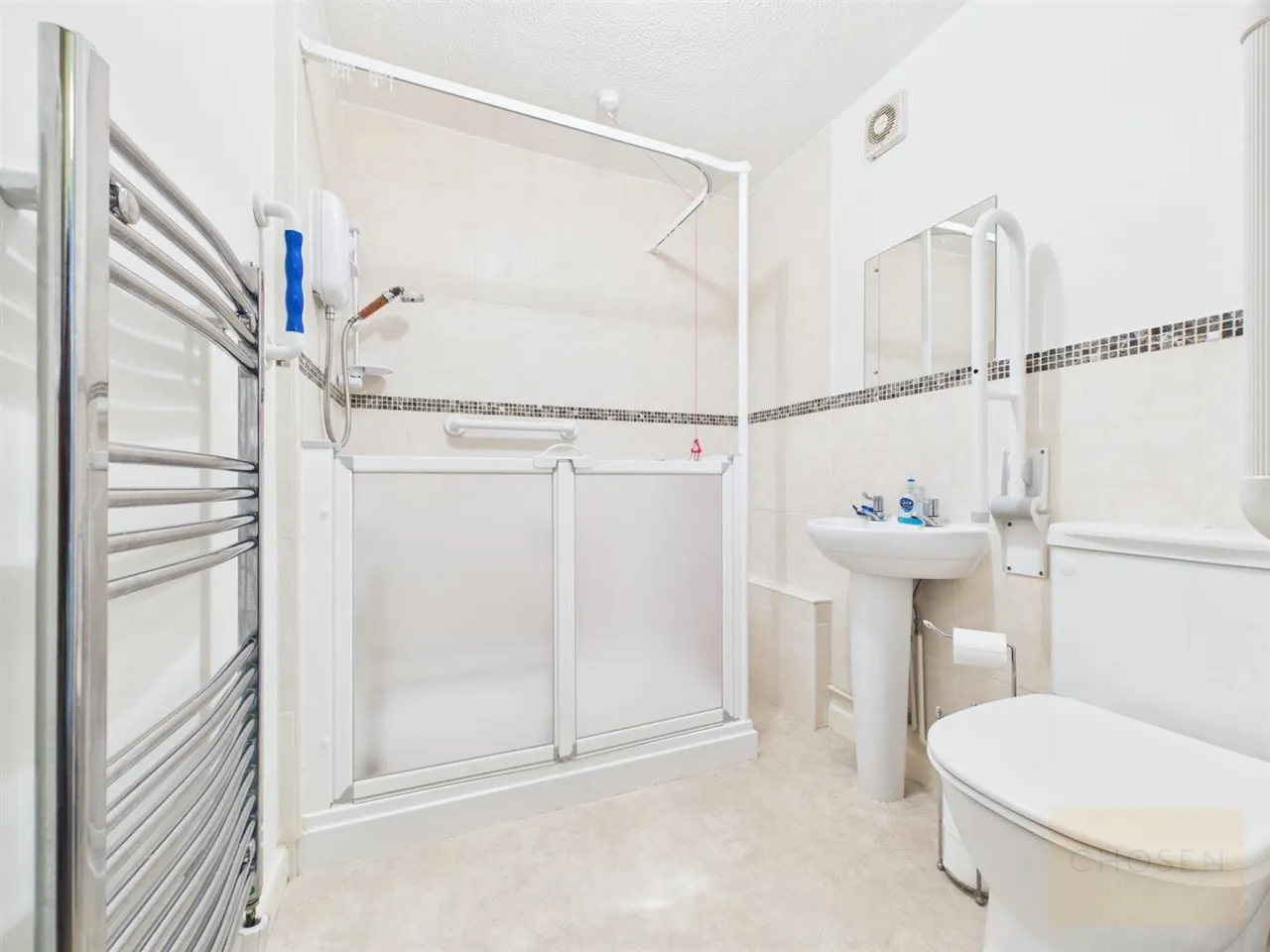Chapel Hay Lane, Churchdown, GL3, photo 9