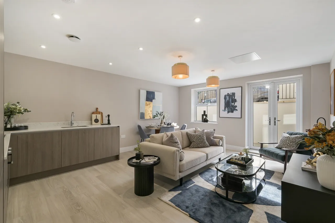 Berrymede Road, London, W4, photo 2