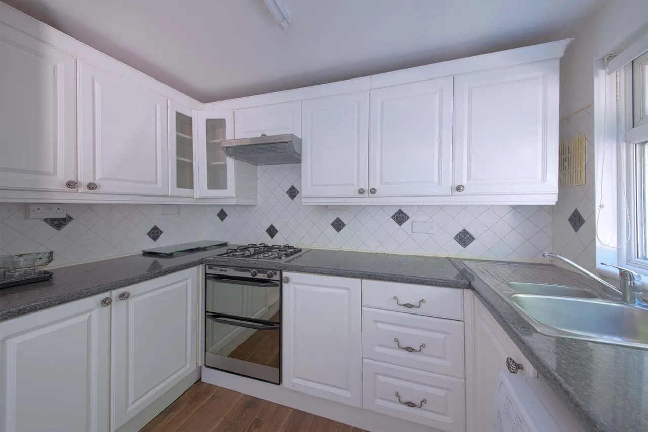 The Croft, Maidenhead, SL6, photo 11