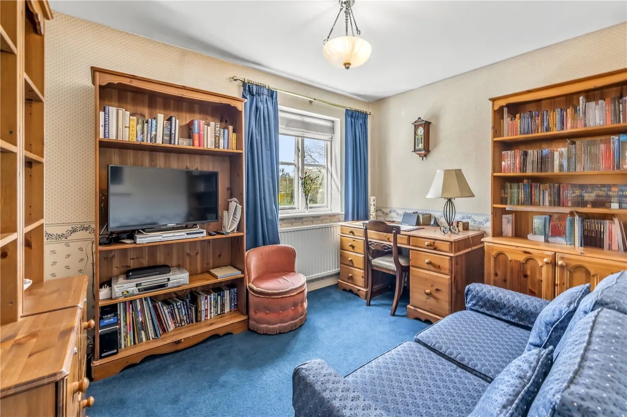Partridge Road, Hampton, TW12 3SB, photo 9