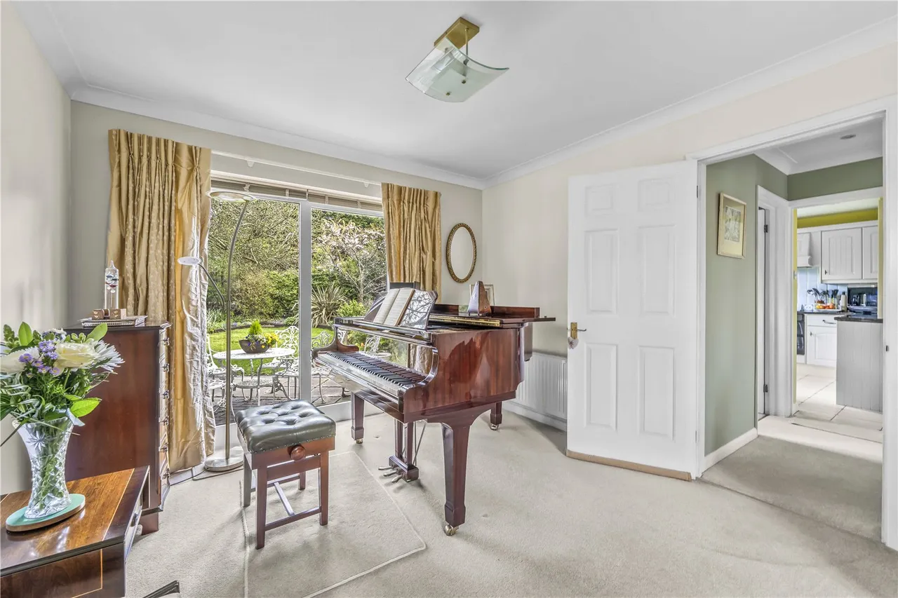 Partridge Road, Hampton, TW12 3SB, photo 5