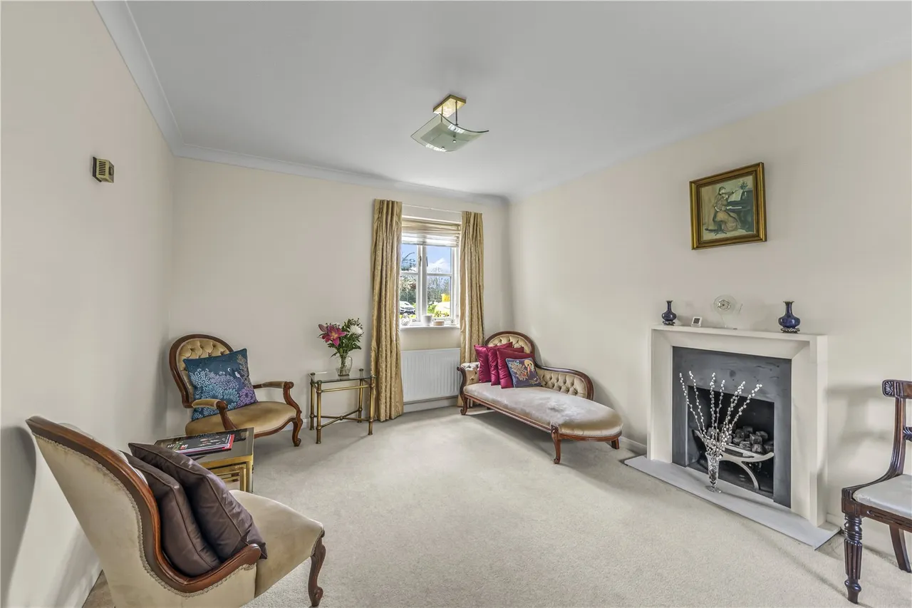 Partridge Road, Hampton, TW12 3SB, photo 4