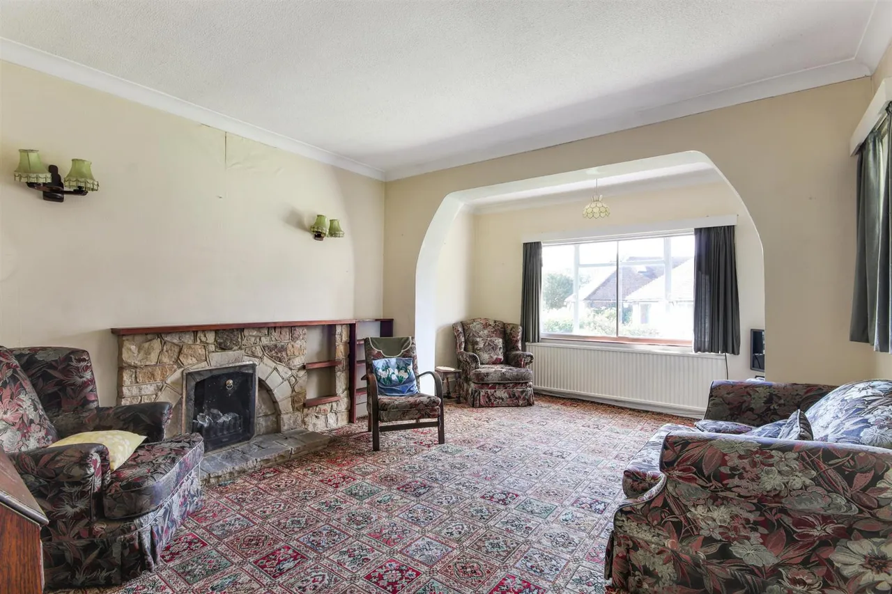 Elmfield Close, Weald, photo 4
