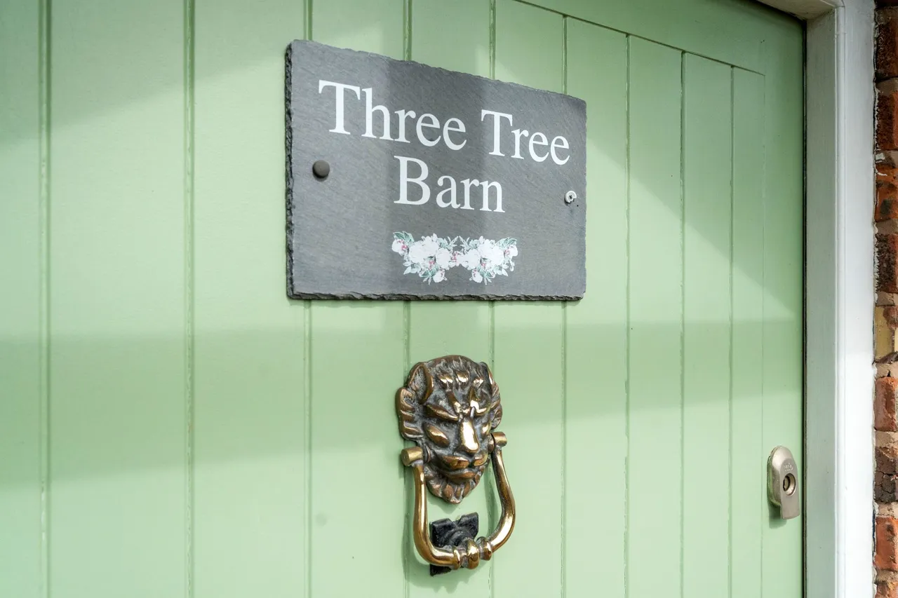 Three Tree Barn Mill House Lane, Croft, Warrington, Warrington, WA3 7HA, photo 5