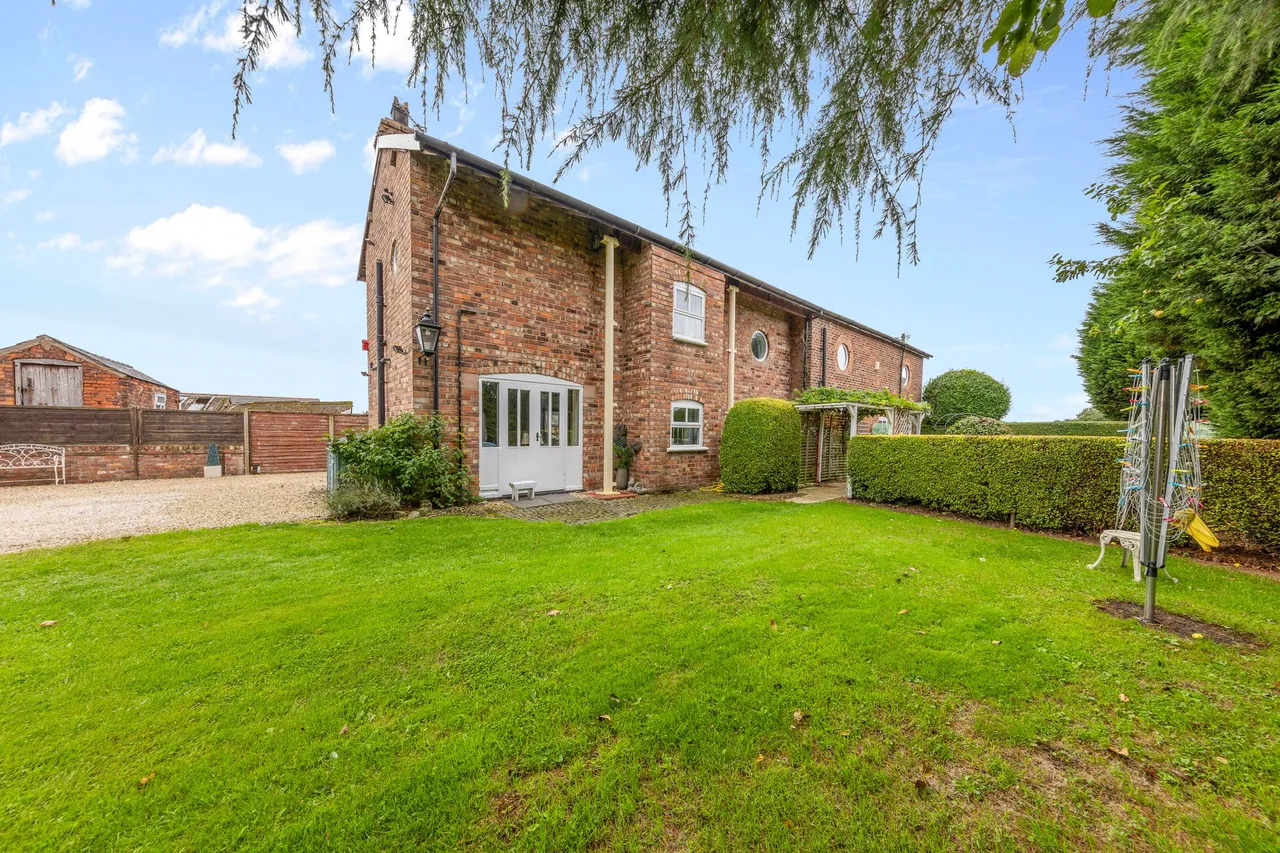 Three Tree Barn Mill House Lane, Croft, Warrington, Warrington, WA3 7HA, photo 26