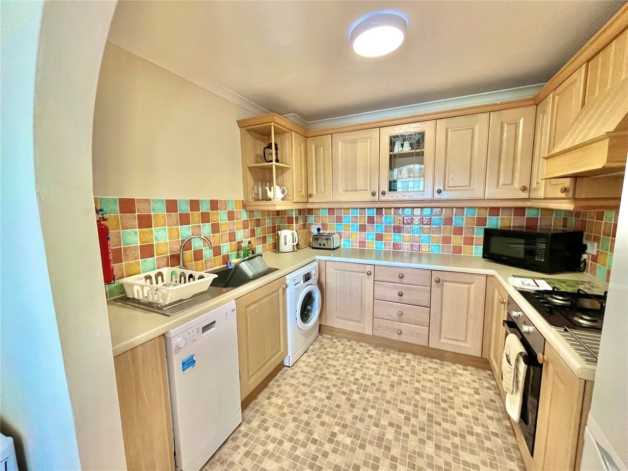 Warren Street, Tenby, SA70, photo 4