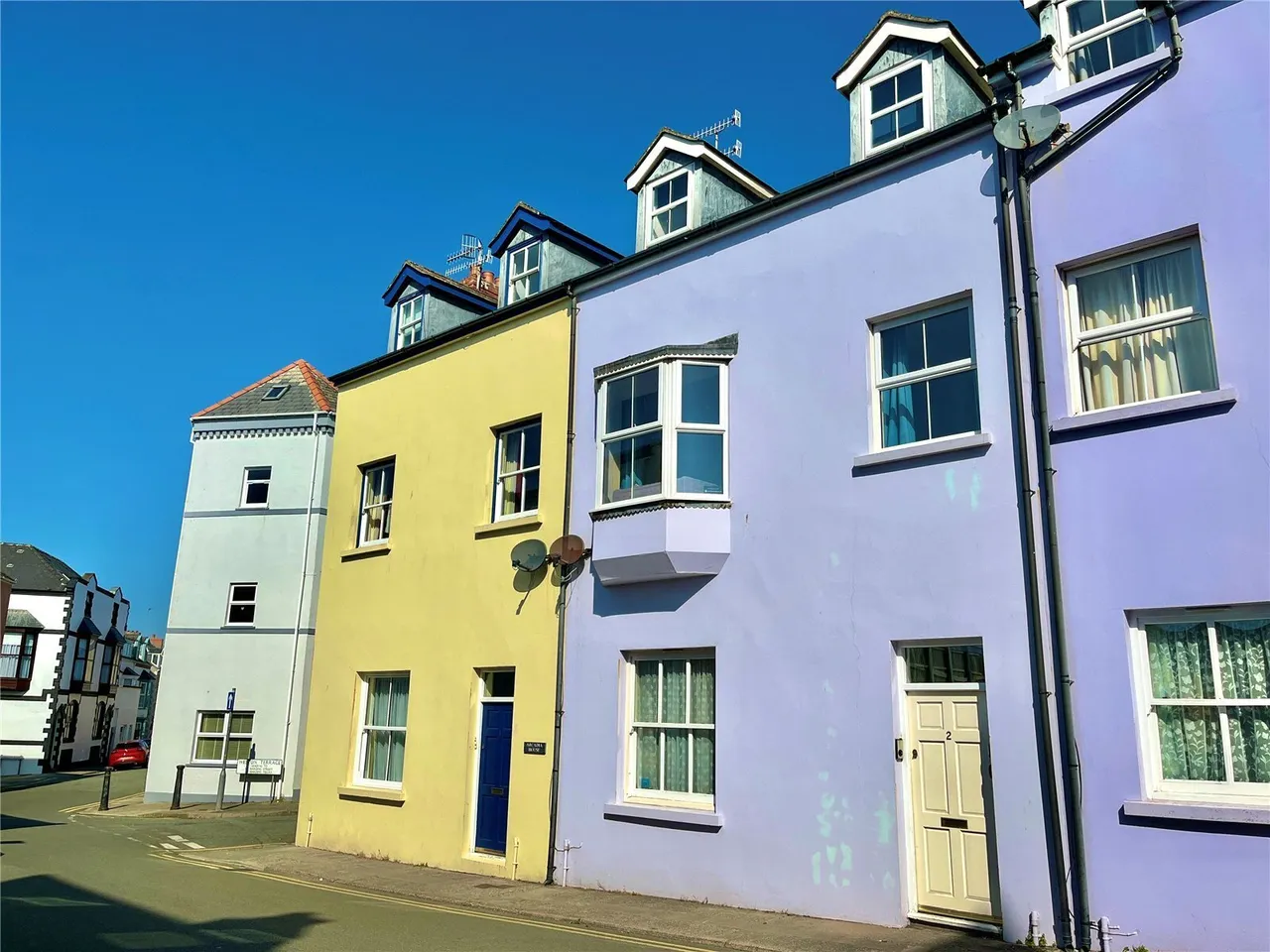 3 bed flat for sale, Warren Street, Tenby, SA70