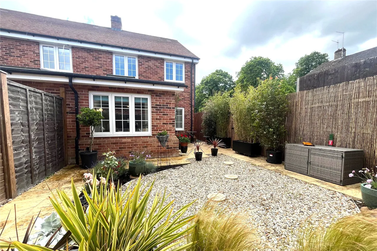 Montague Mews, Farnham, Surrey, GU9 7GF, photo 7