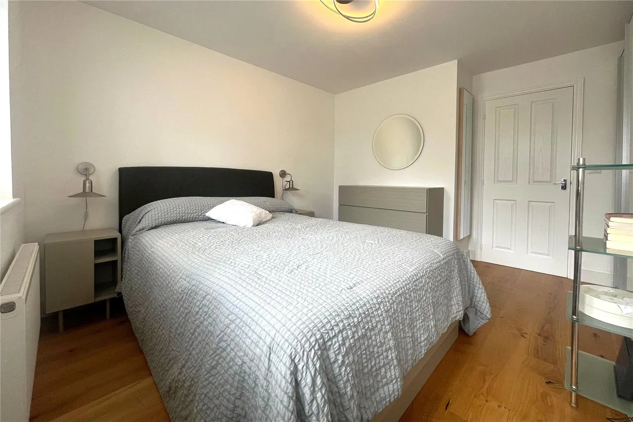Montague Mews, Farnham, Surrey, GU9 7GF, photo 6