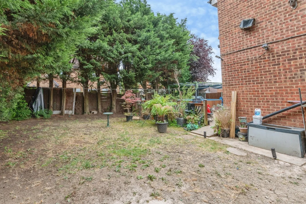 Roding Way, Wickford, SS12, photo 15