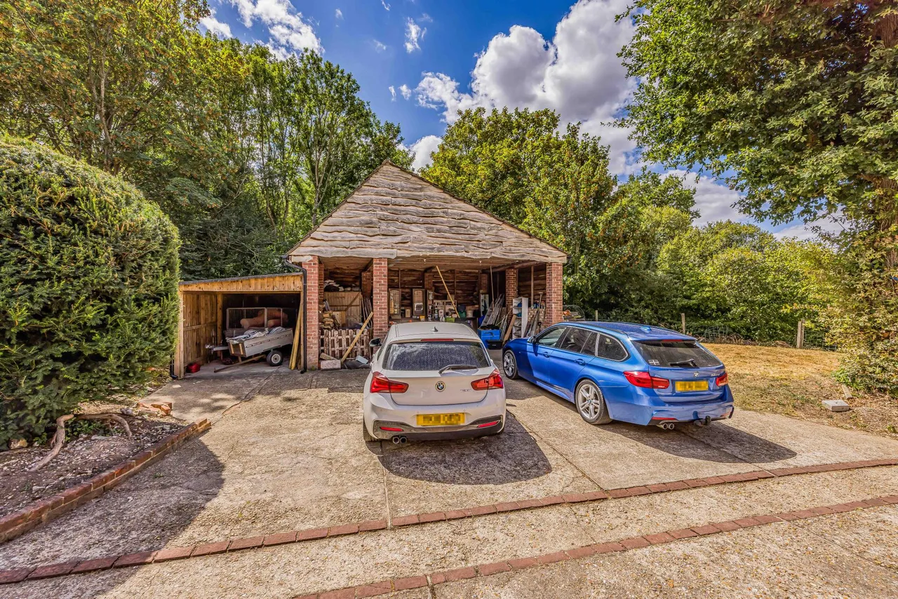 Denmead, Hampshire, photo 43
