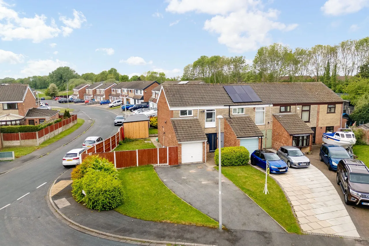 3 bed house for sale — Cradley, Widnes, Widnes, WA8 7PL