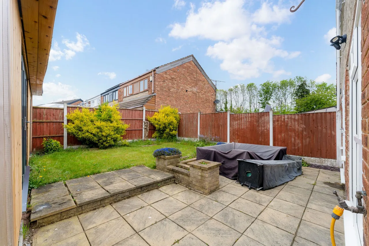 Cradley, Widnes, Widnes, WA8 7PL, photo 17