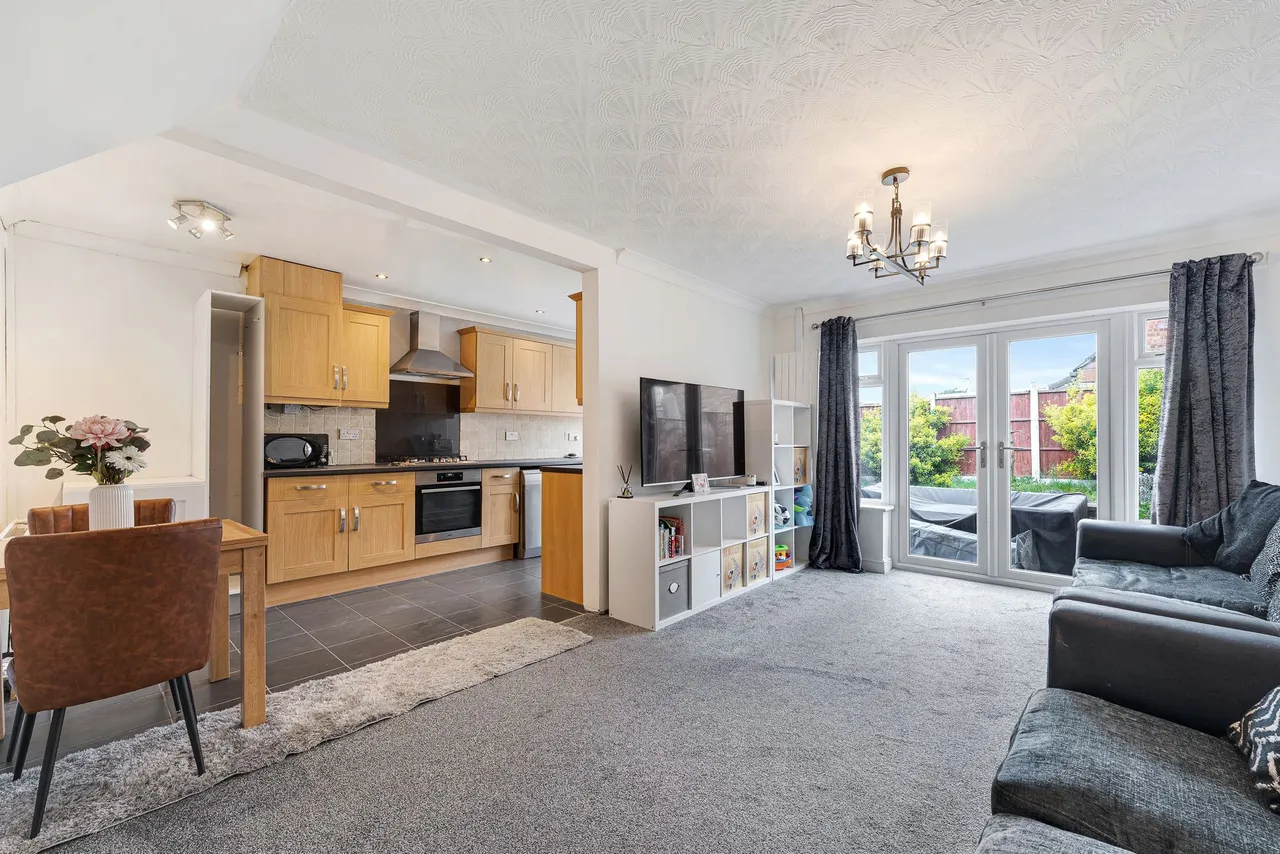 Cradley, Widnes, Widnes, WA8 7PL, photo 6
