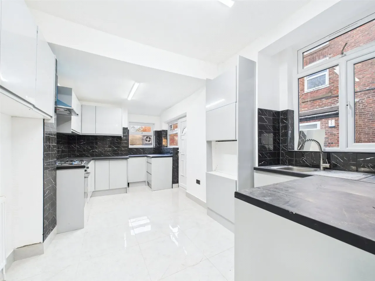 Urmston Lane, Stretford, Manchester, Greater Manchester, M32 9BP, photo 3