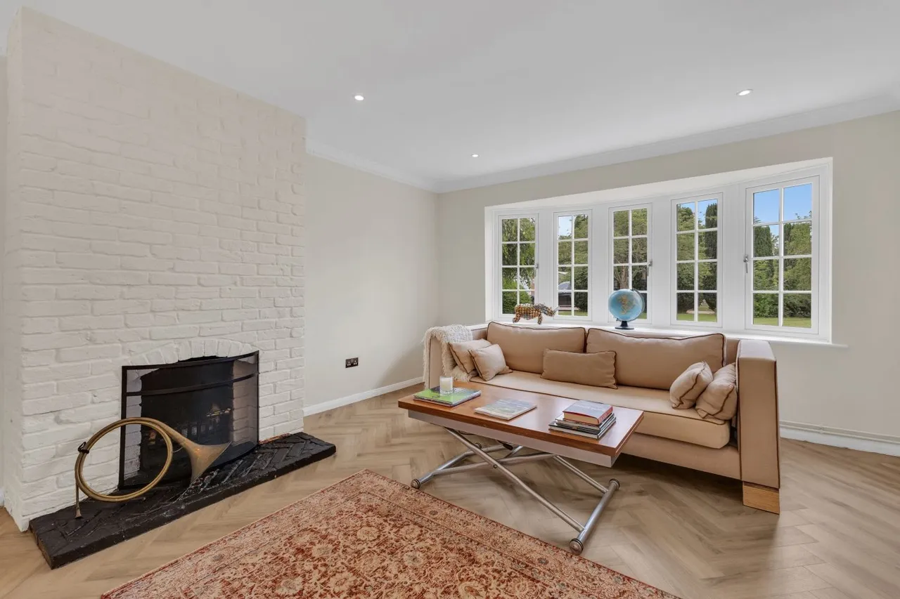 Roses Close, Cublington, LU7, photo 6
