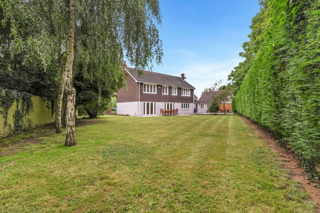Roses Close, Cublington, LU7, photo 2