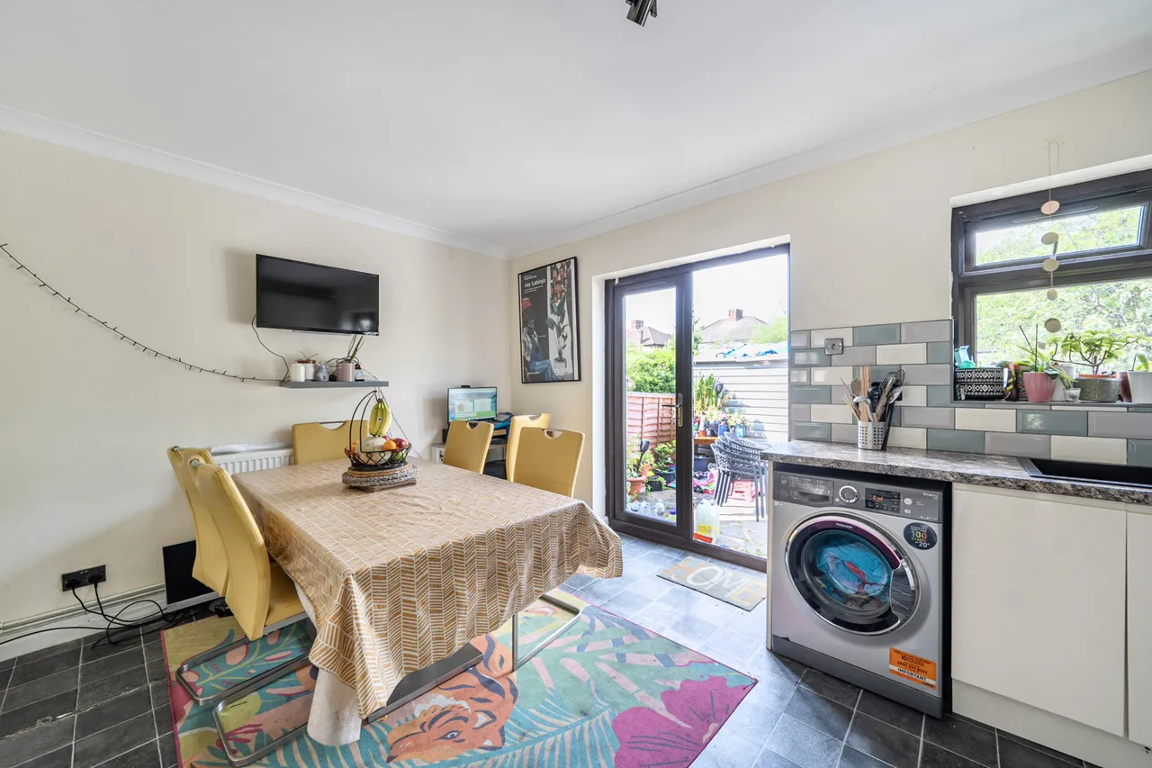 Holyrood Avenue, Harrow, HA2, photo 4