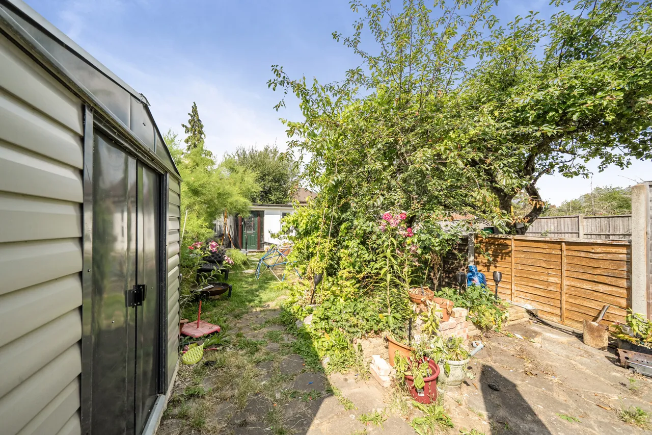 Holyrood Avenue, Harrow, HA2, photo 12