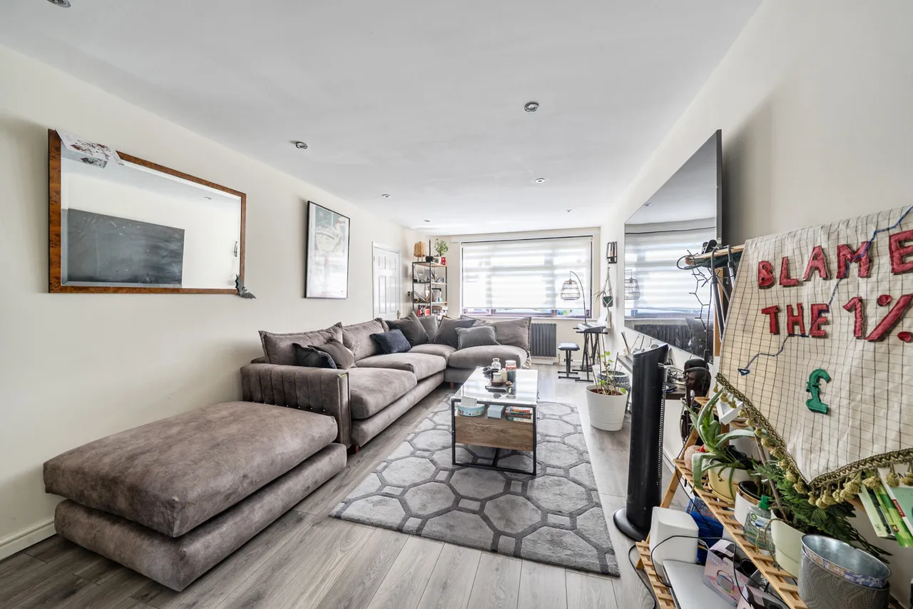 Holyrood Avenue, Harrow, HA2, photo 13
