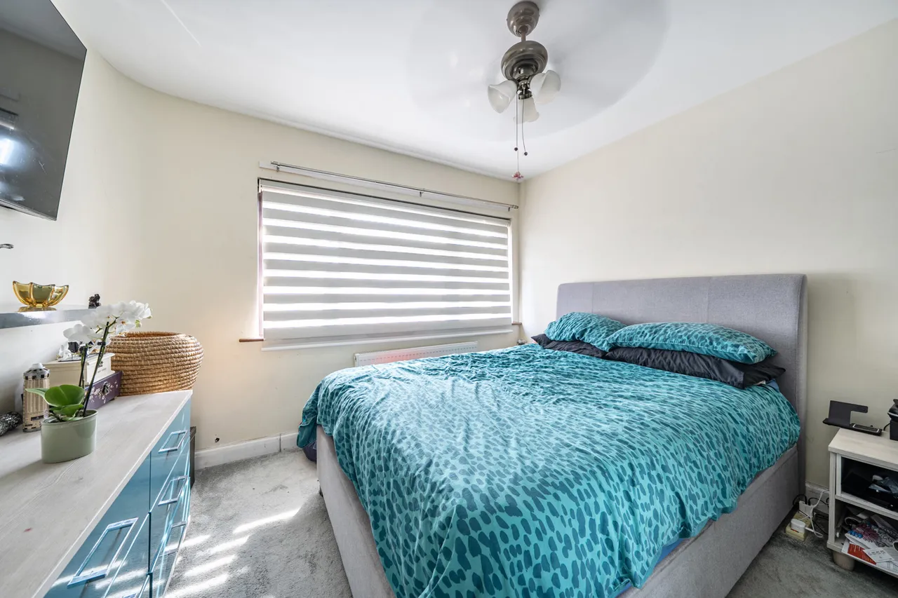 Holyrood Avenue, Harrow, HA2, photo 17