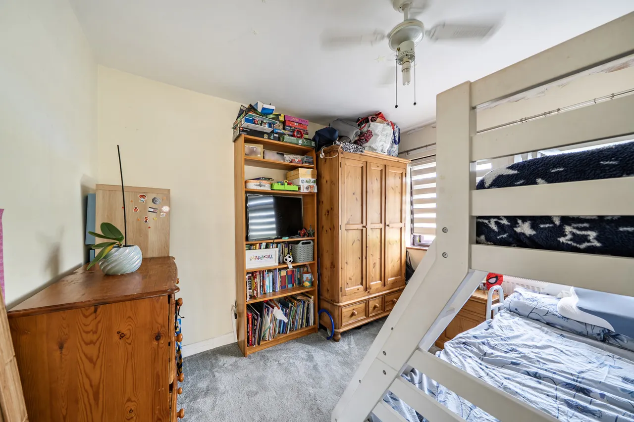 Holyrood Avenue, Harrow, HA2, photo 18