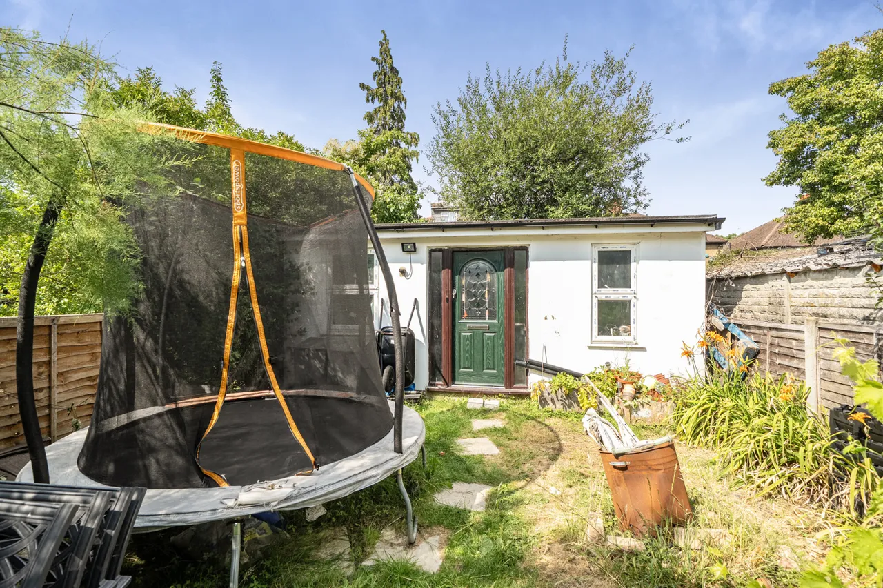 Holyrood Avenue, Harrow, HA2, photo 11