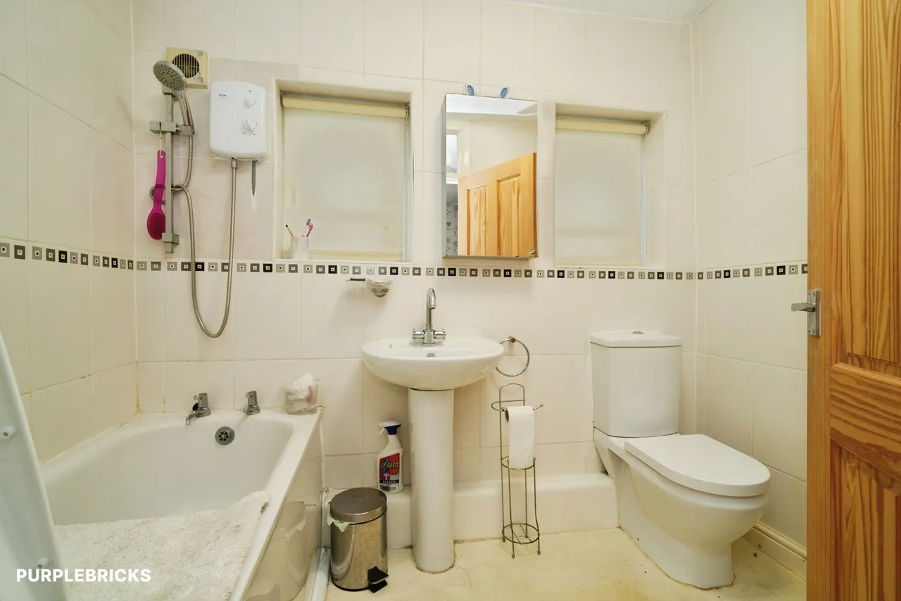 Kenyon Way, Little Hulton, M38, photo 10