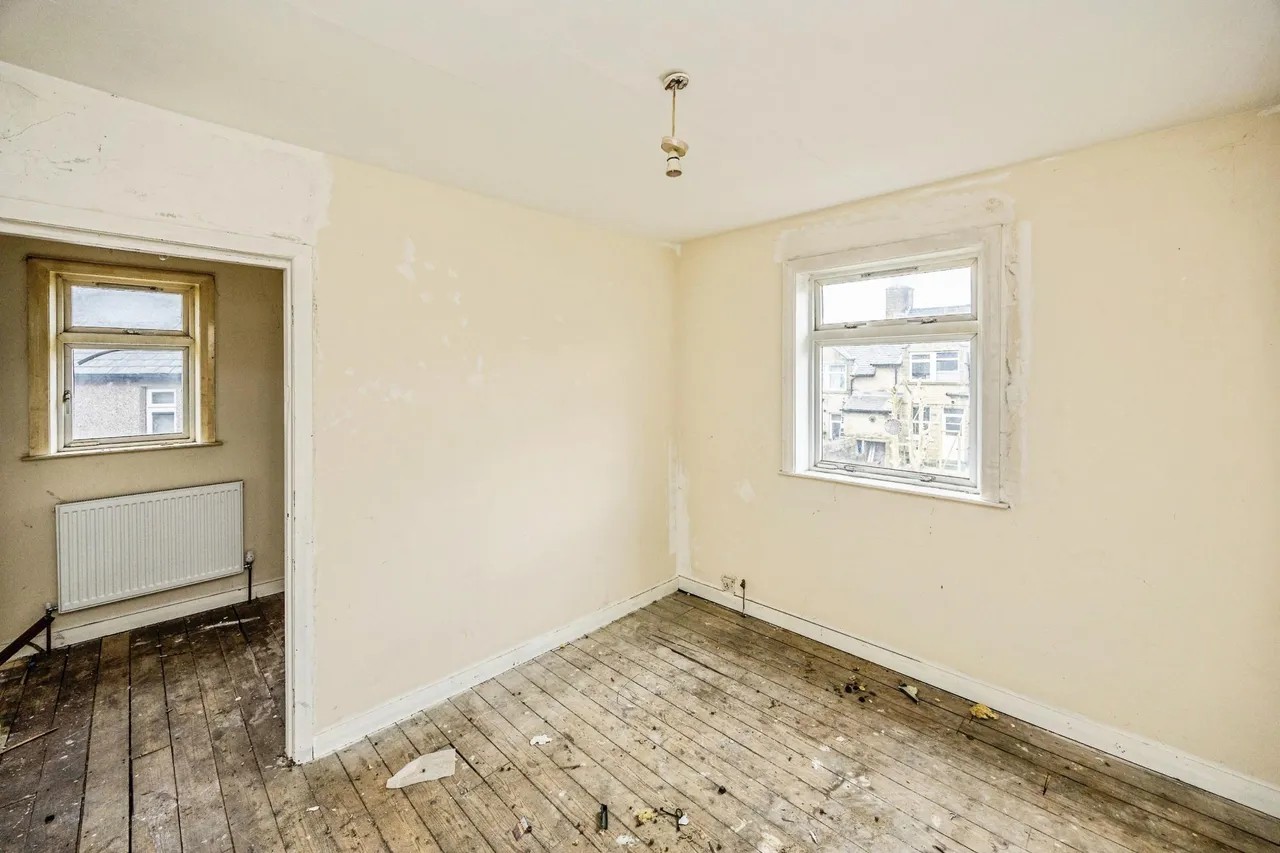 Royds Avenue, Huddersfield, HD3, photo 8