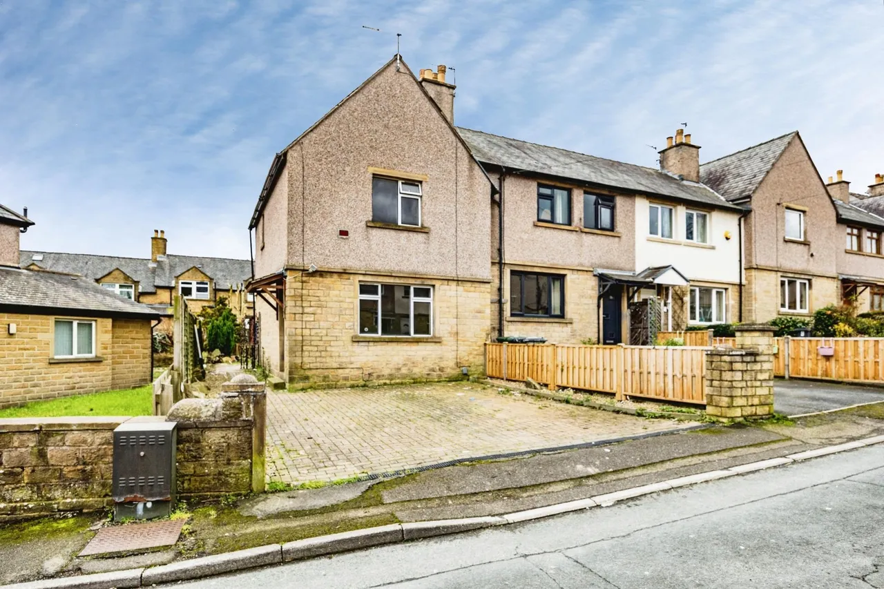 Royds Avenue, Huddersfield, HD3, photo 13