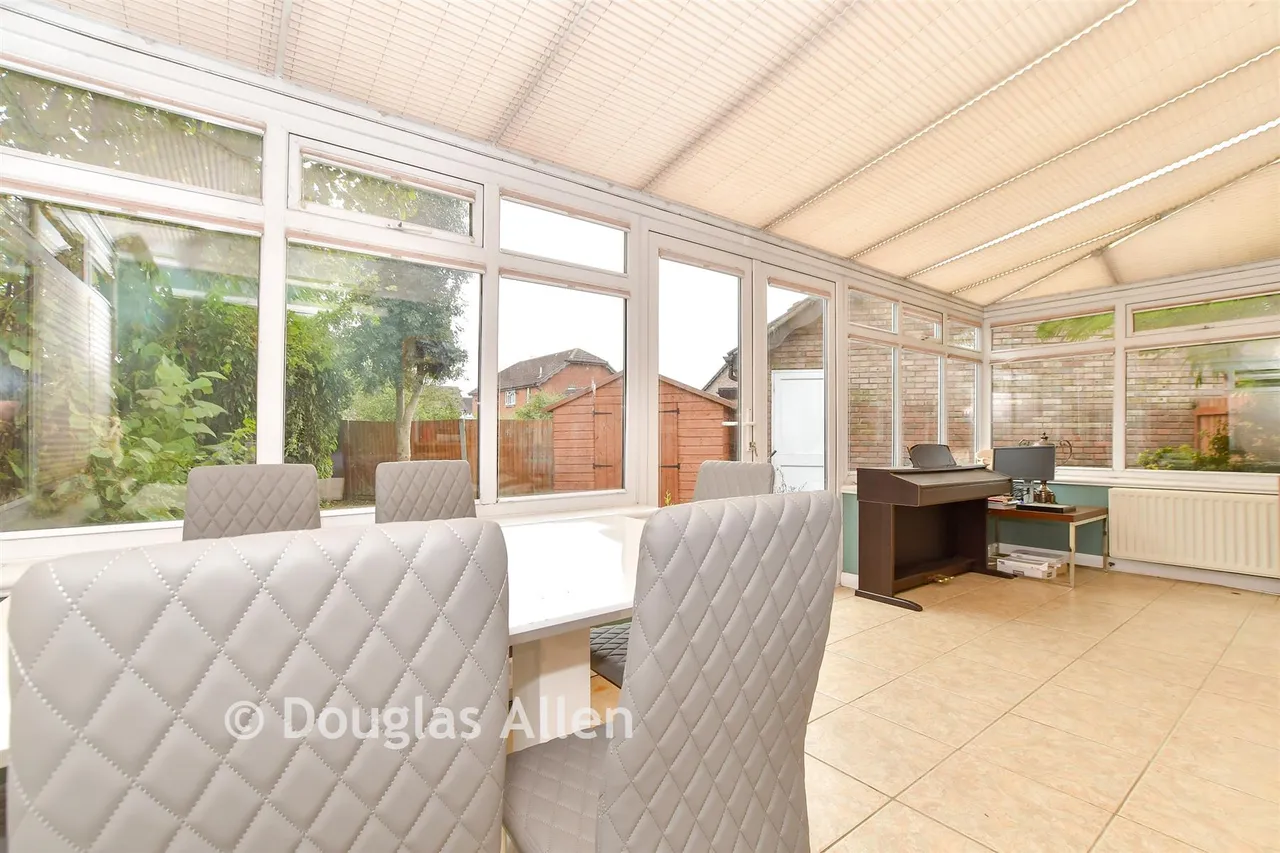 Staffa Close, Wickford, SS12, photo 5