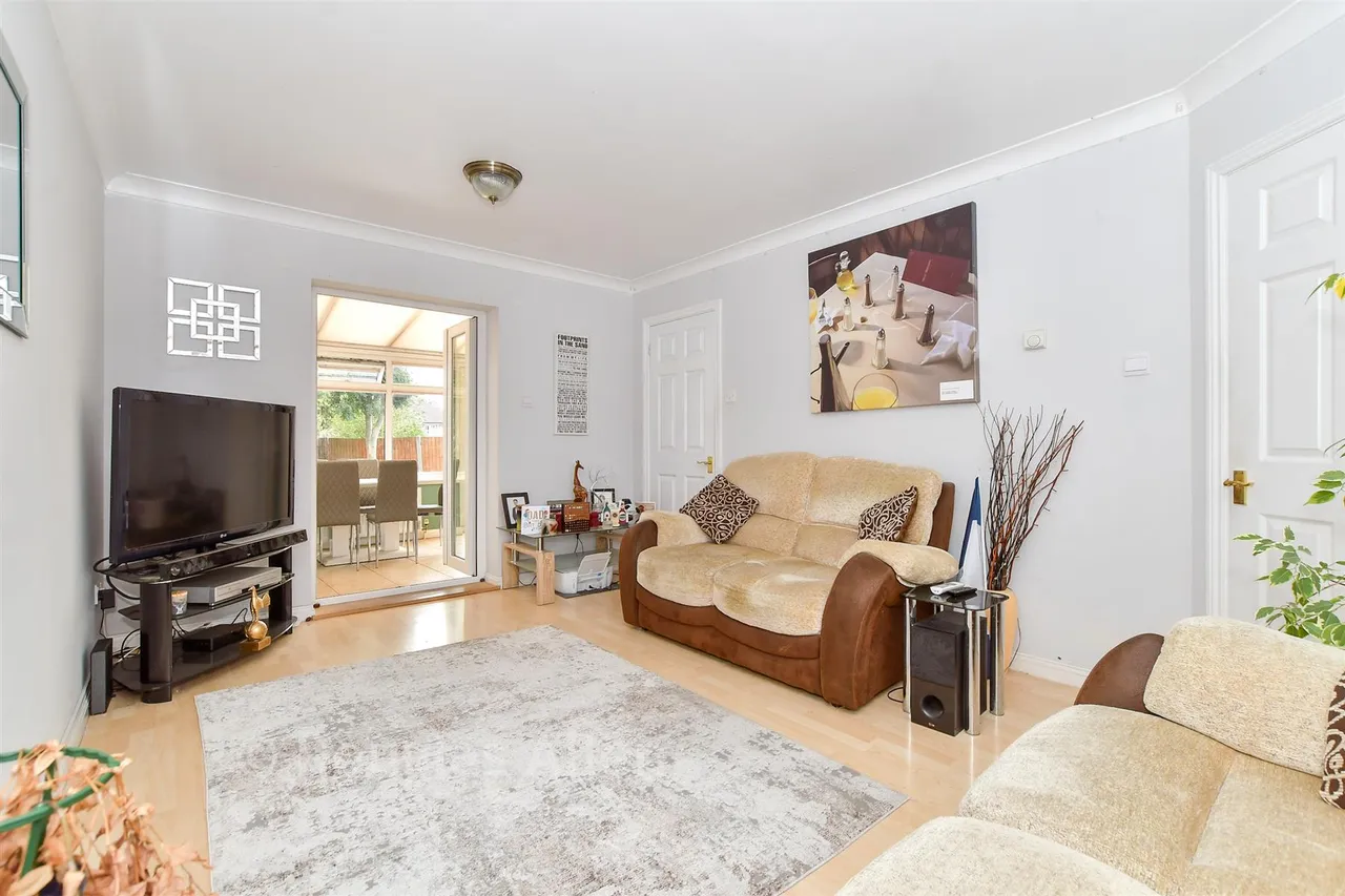 Staffa Close, Wickford, SS12, photo 2