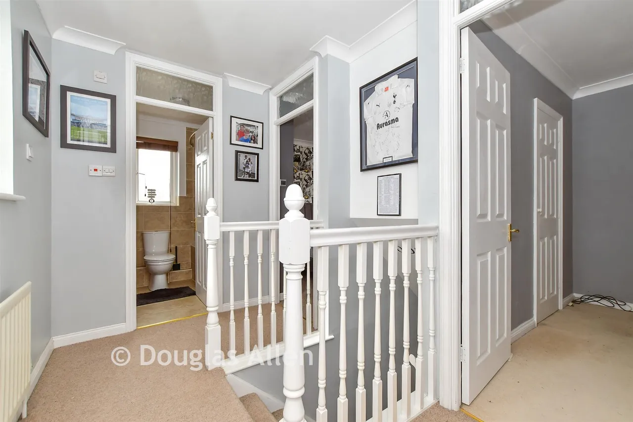 Staffa Close, Wickford, SS12, photo 10