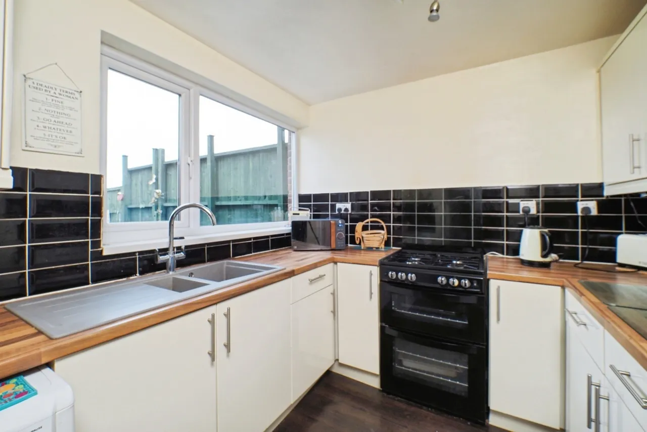 Grisedale Court, Beeston, Nottingham, Nottinghamshire, NG9, photo 2