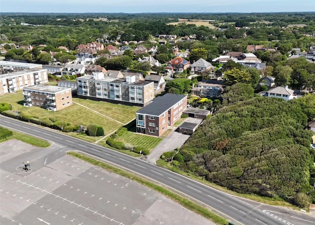 Milford on Sea, Lymington, photo 19