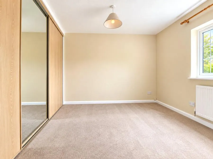 Bedfordshire Way, Wokingham, RG41, photo 5