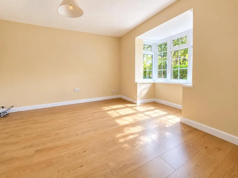 Bedfordshire Way, Wokingham, RG41, photo 4
