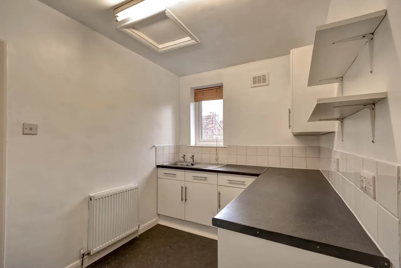 Holderness Road, Hull, HU8, photo 3